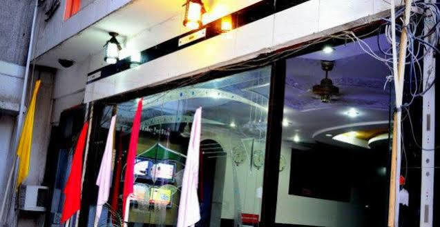 Hotel Peace Point - 1 Min Walking Distance From Station New Delhi Extérieur photo